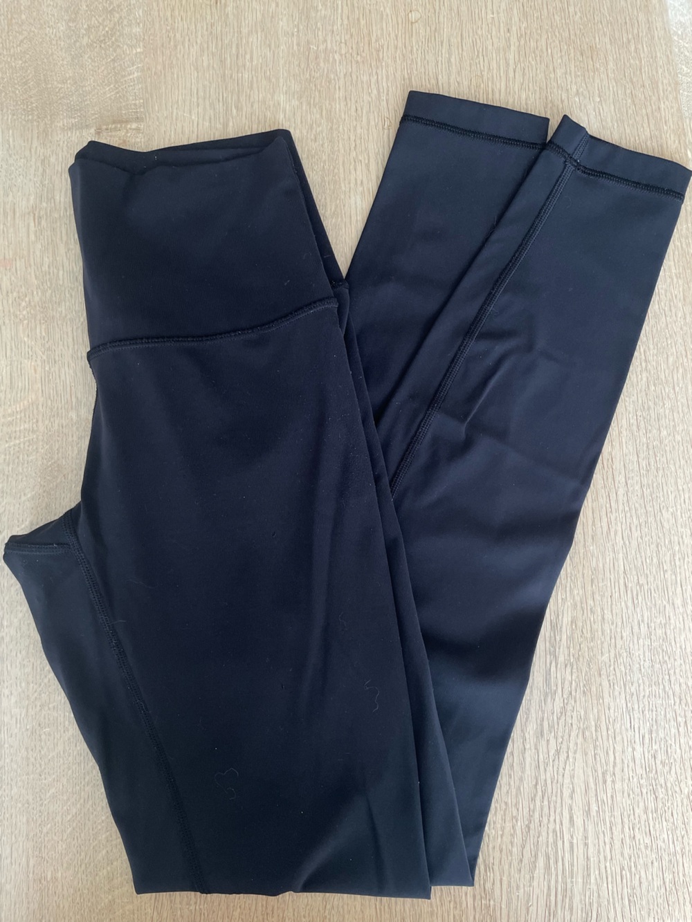Lululemon Wunder Under High Rise tight 28” Full-on Luxtreme size 4 black